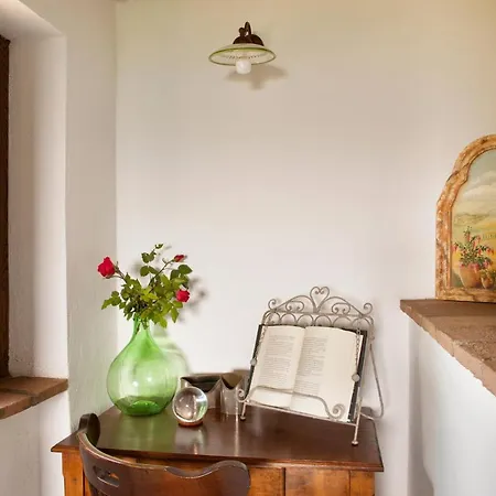 Casale Eclissi Bagnaia (Viterbo)